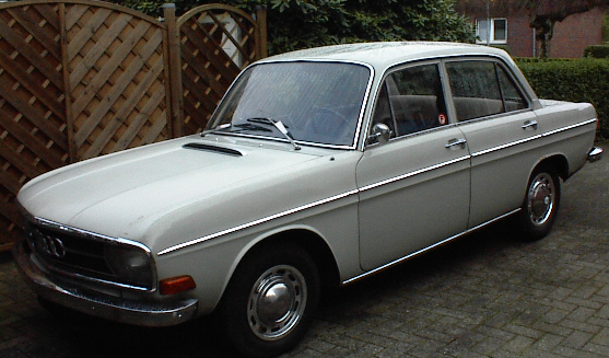 Audi 60: 12 фото