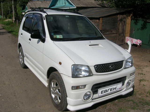 Daihatsu Terios Kid: 5 фото