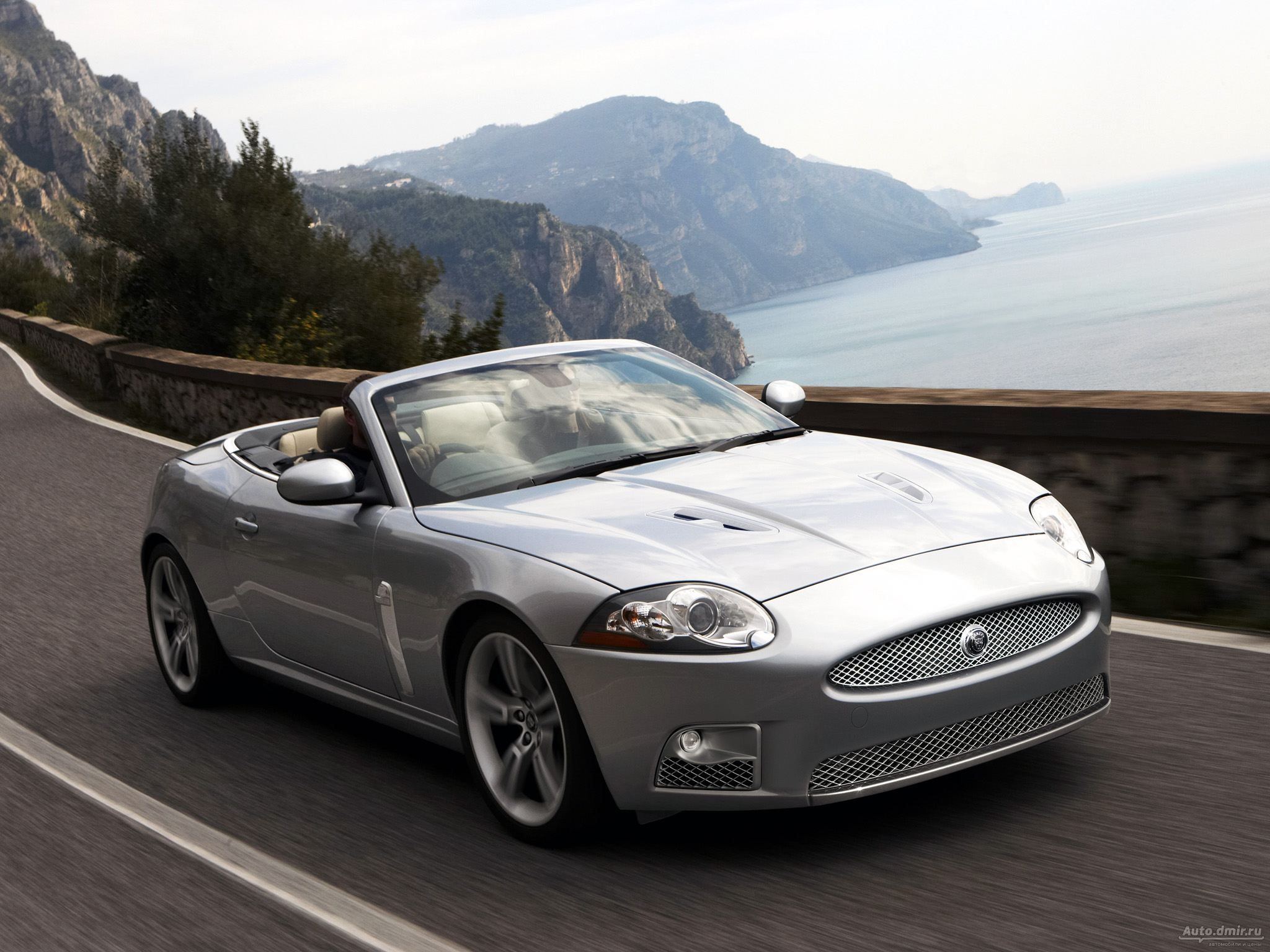 Jaguar XKR: 12 фото