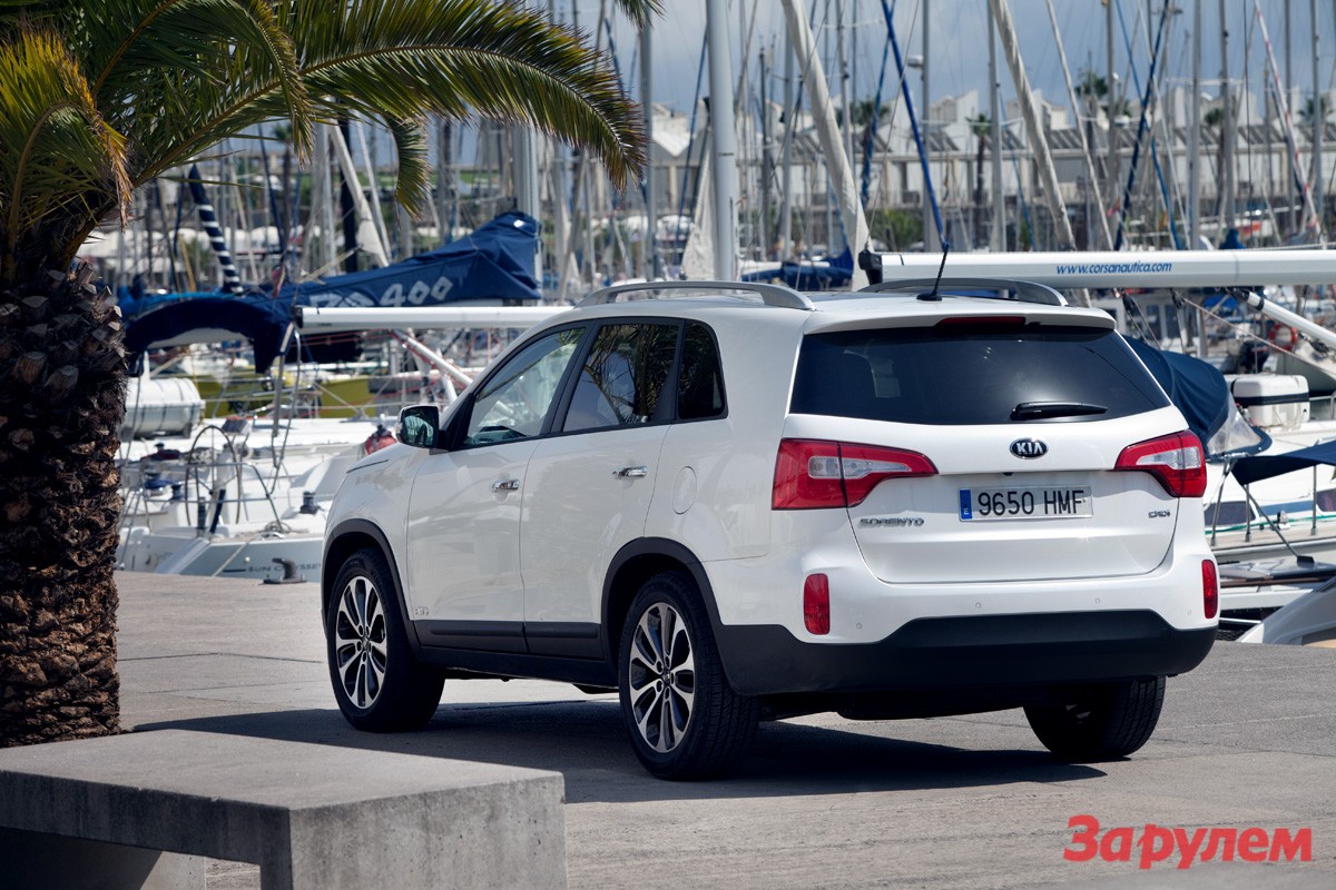 Kia Sorento: 9 фото