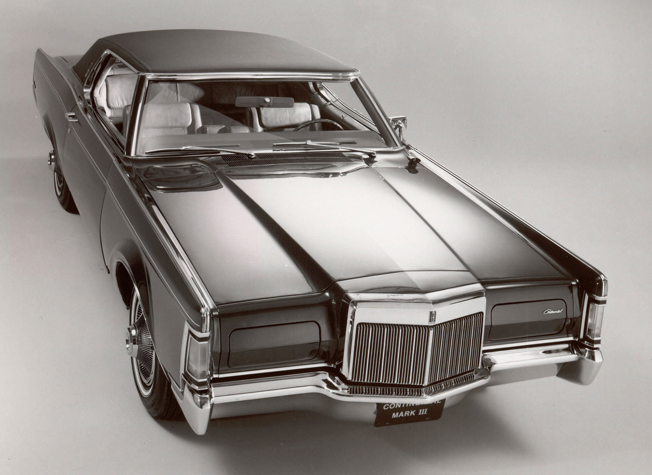 Lincoln Continental: 9 фото