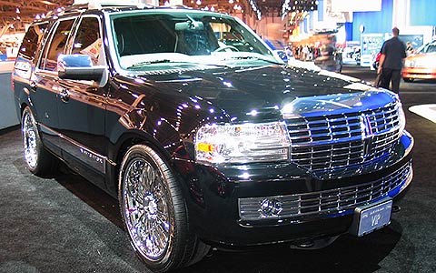 Lincoln Navigator: 9 фото