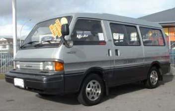 Mazda Bongo Brawny: 4 фото