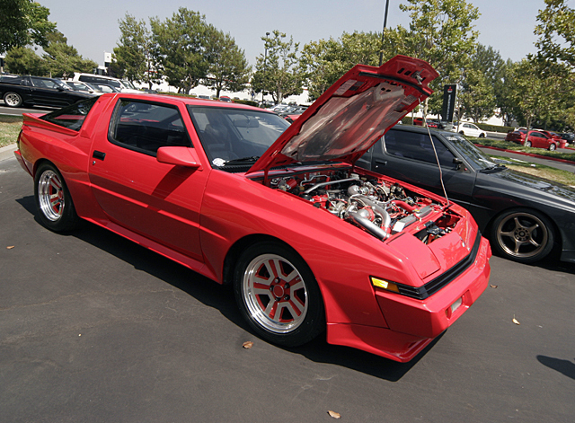 Mitsubishi Starion: 7 фото