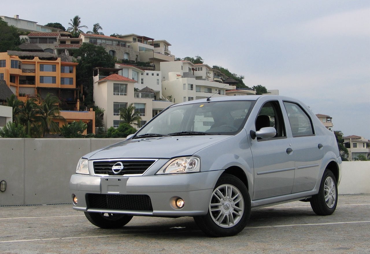 Nissan Aprio: 9 фото