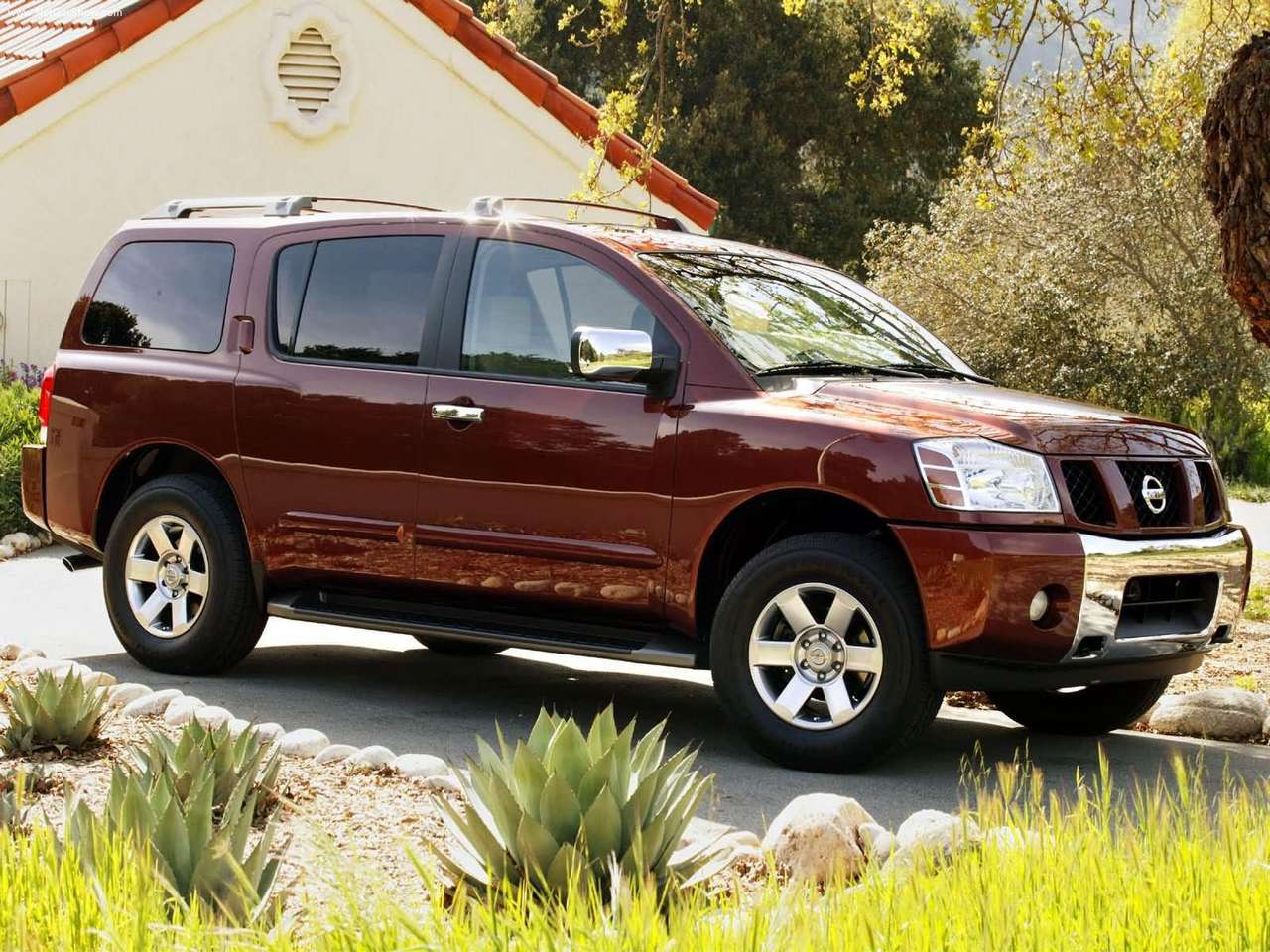 Nissan Pathfinder Armada: 1 фото