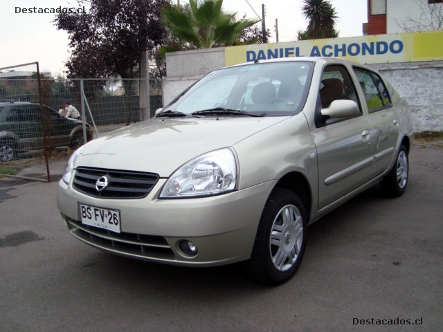 Nissan Platina: 10 фото