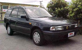 Nissan Sunny California: 9 фото