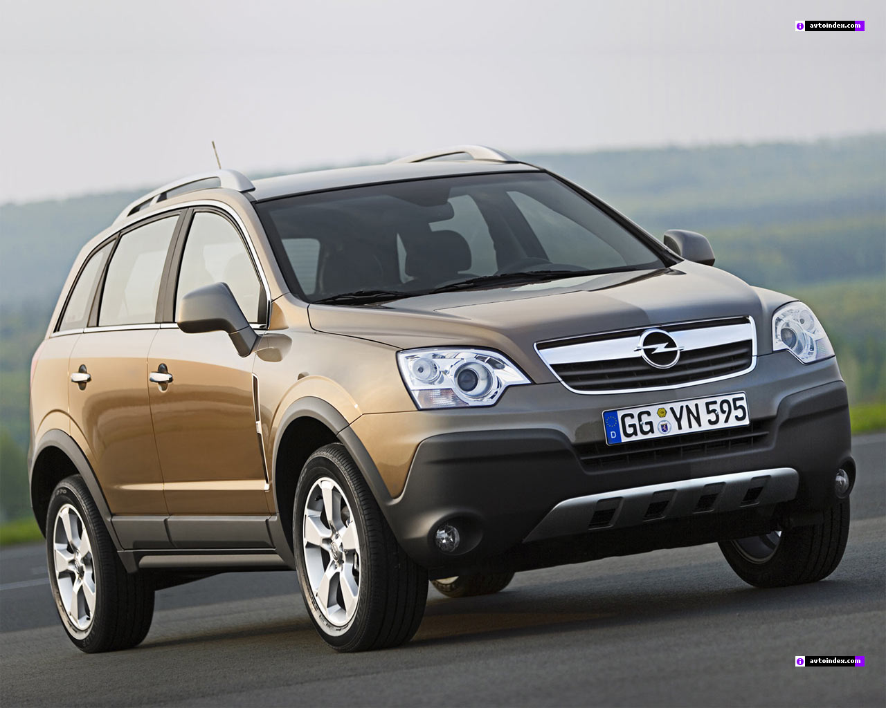 Opel Antara: 2 фото