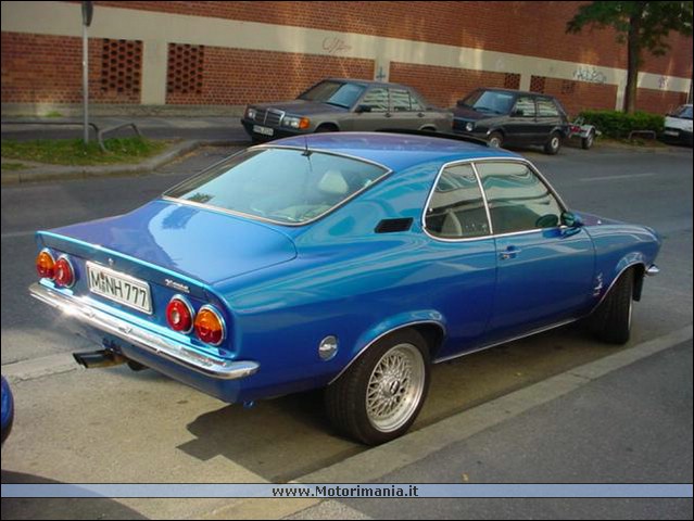 Opel Manta: 3 фото