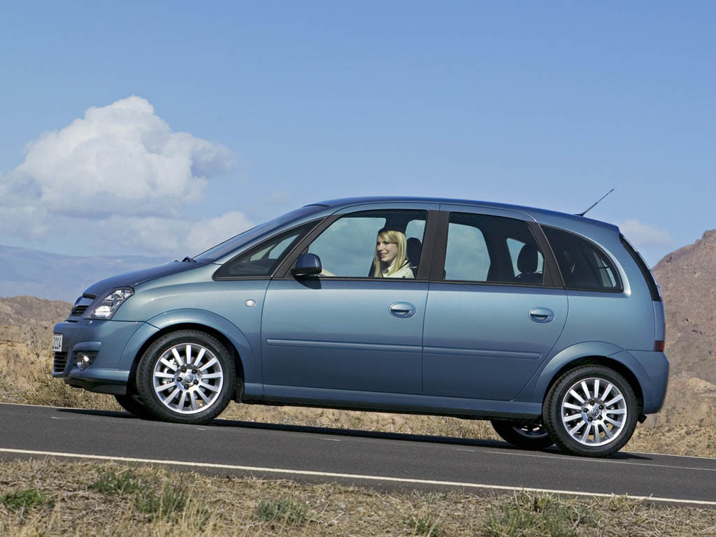 Opel Meriva: 12 фото