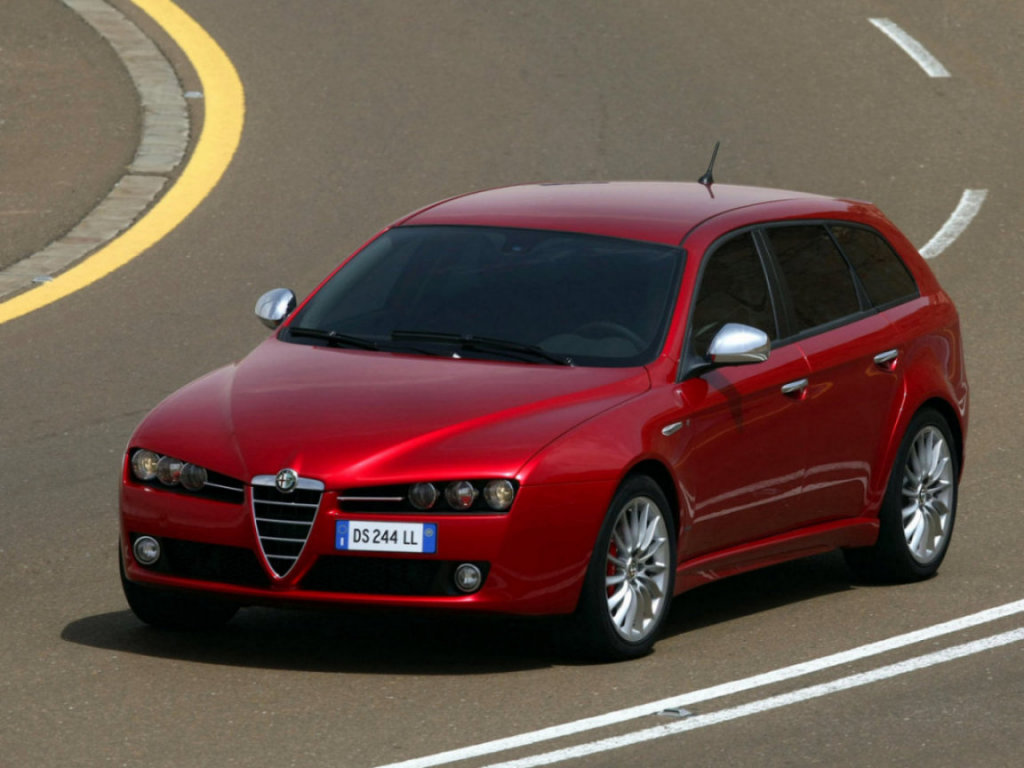 Alfa Romeo 159: 12 фото