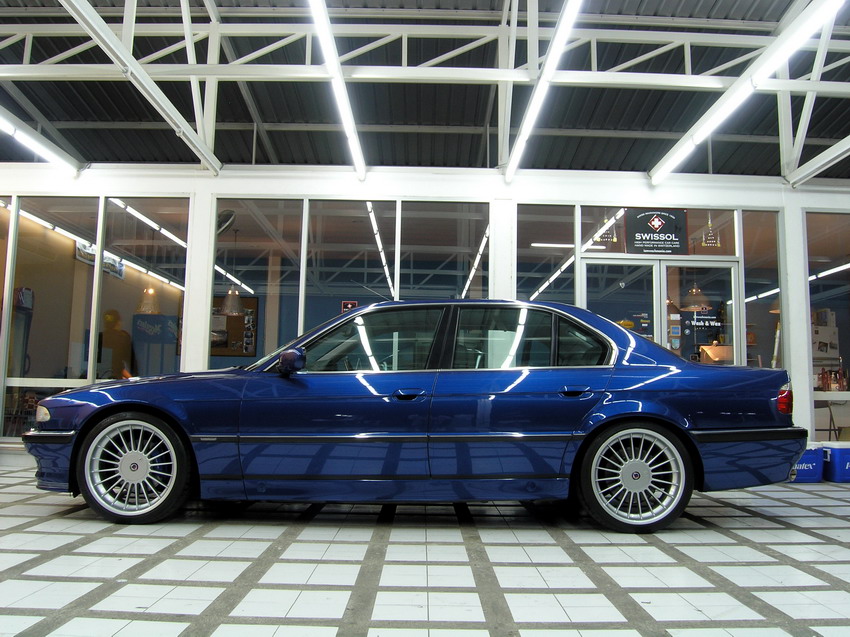 Alpina B12: 9 фото