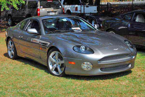 Aston Martin DB7 GT: 3 фото