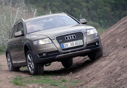 Audi A6 Allroad quattro: 3 фото