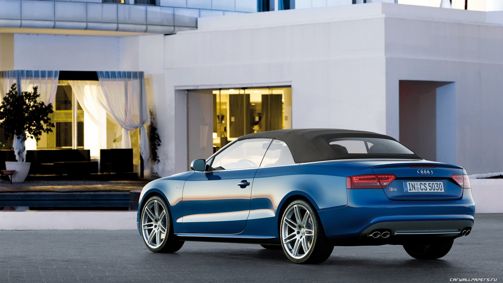 Audi S5 Cabriolet: 8 фото