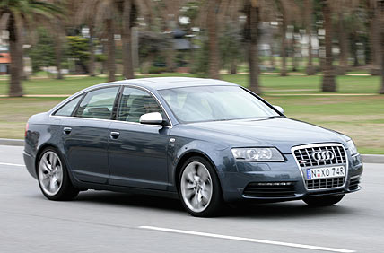 Audi S6: 5 фото