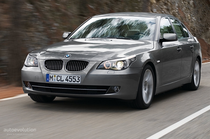 BMW 5-series E60: 5 фото