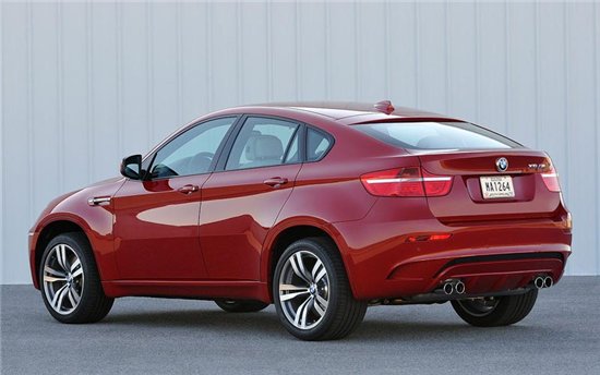 BMW X6 M: 8 фото