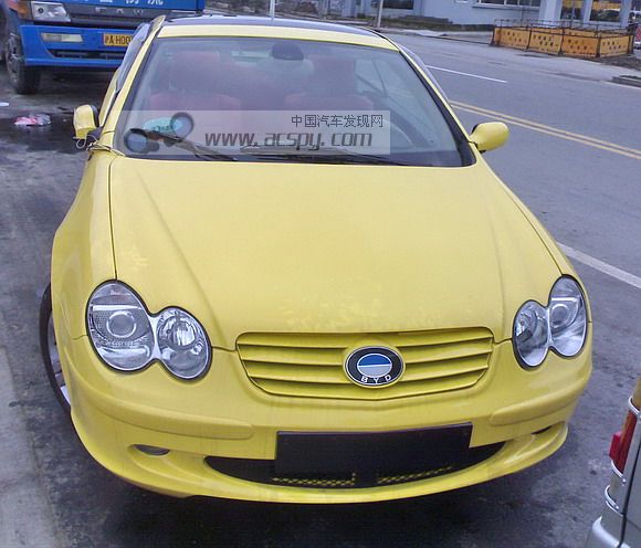 BYD F8: 7 фото