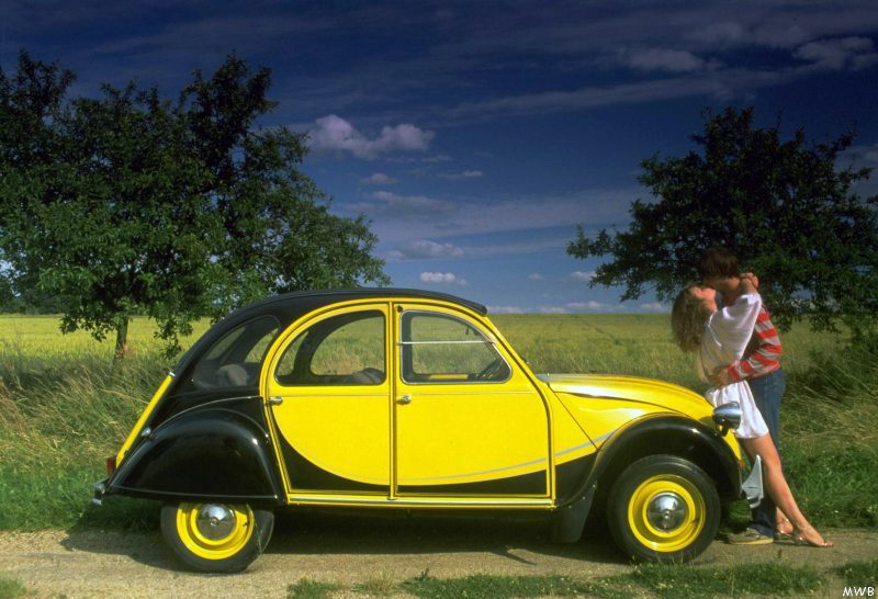 Citroen 2 CV: 7 фото