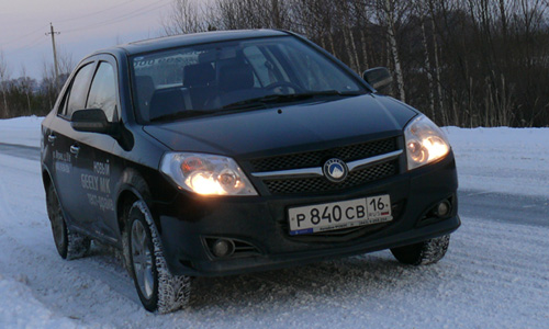 Geely MK: 12 фото