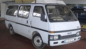 Isuzu Midi: 3 фото