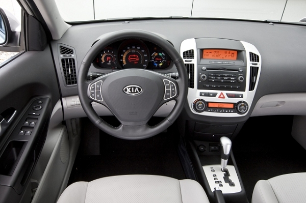 Kia Ceed I: 3 фото