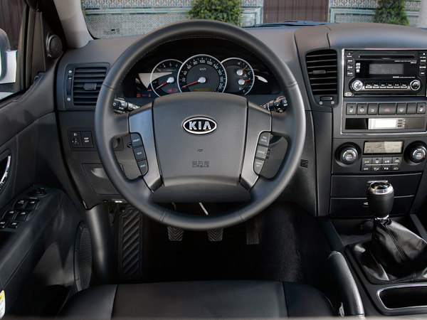 Kia Sorento I: 6 фото