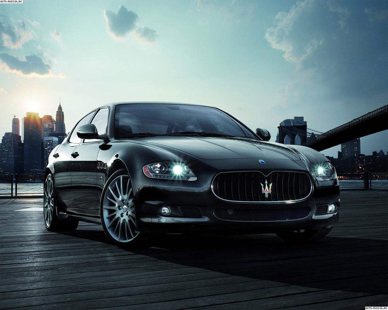 Maserati Quattroporte: 12 фото