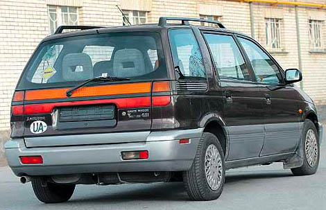 Mitsubishi Space Wagon: 1 фото