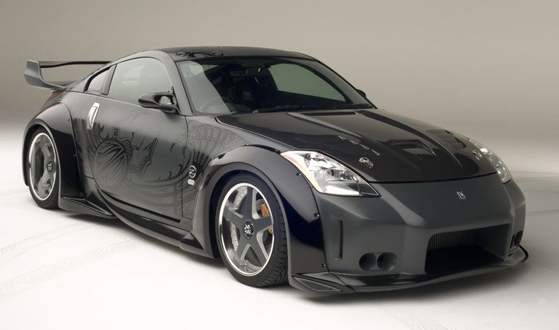 Nissan 350Z: 4 фото