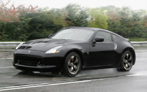 Nissan 370Z: 3 фото