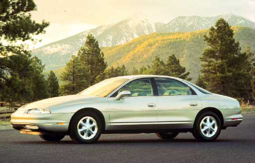 Oldsmobile Aurora: 5 фото