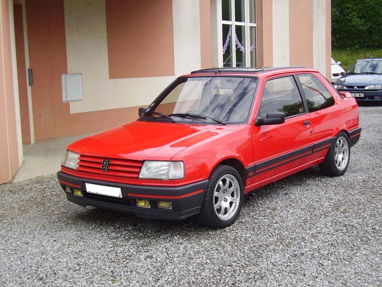 Peugeot 309