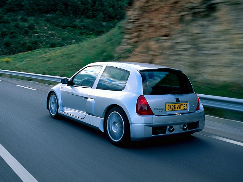 Renault Clio Sport: 10 фото