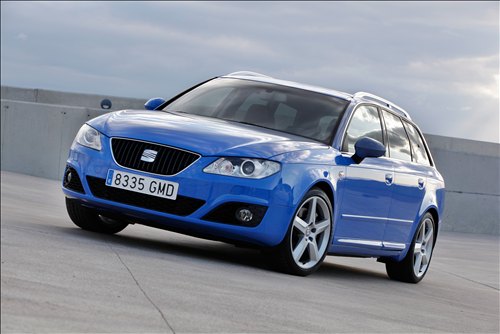 SEAT Exeo ST: 10 фото