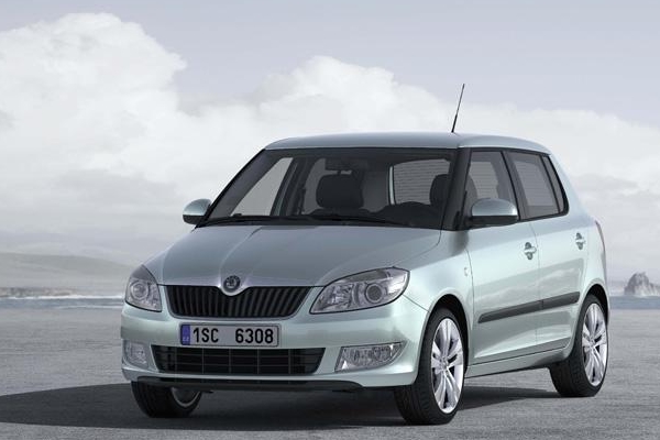 Skoda Fabia: 8 фото