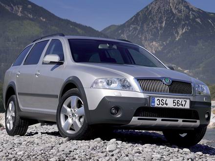 Skoda Octavia Scout: 9 фото