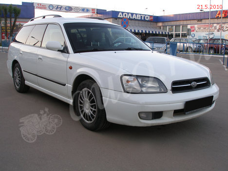 Subaru Legacy III: 9 фото