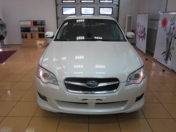 Subaru Legacy IV: 9 фото