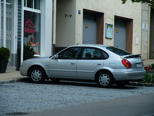 Toyota Corolla VIII: 9 фото