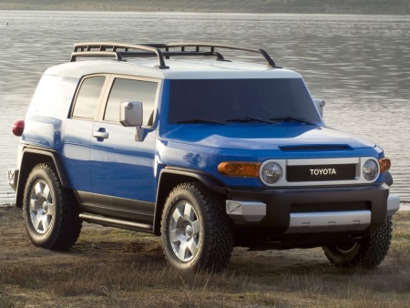 Toyota FJ Cruiser: 2 фото