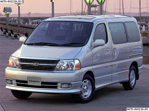 Toyota Granvia: 2 фото