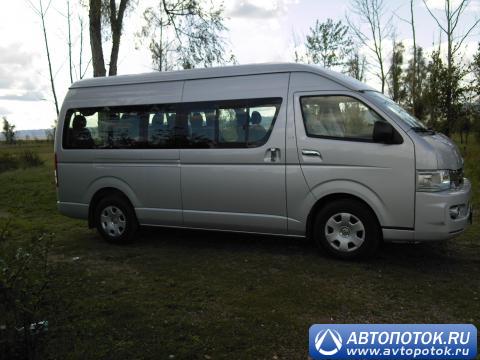 Toyota Hiace: 10 фото