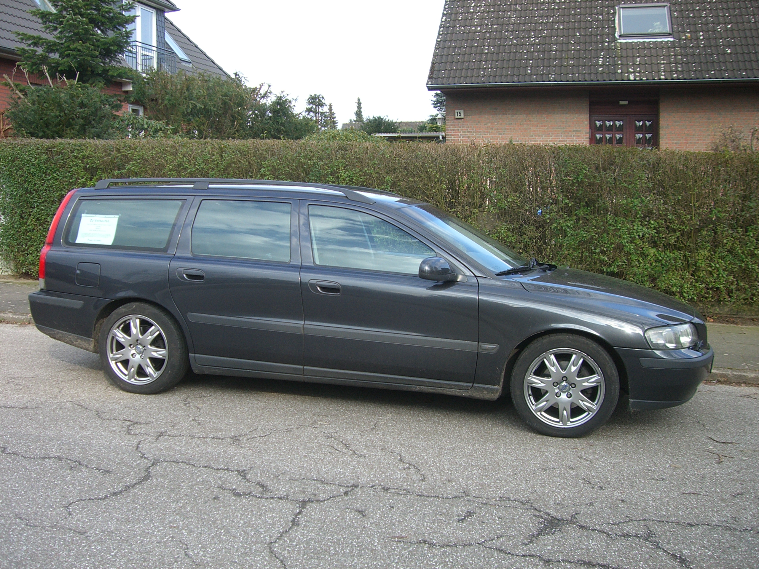 Volvo V70 II: 11 фото